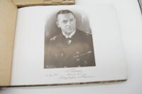 Fotoalbum im Originlem Papschuber "12.(M.G.) Kp.Inft-Rgt 26"