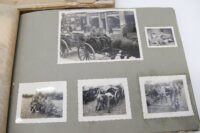 Fotoalbum im Originlem Papschuber "12.(M.G.) Kp.Inft-Rgt 26"