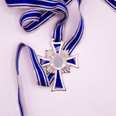 Mutterkreuz in Silber