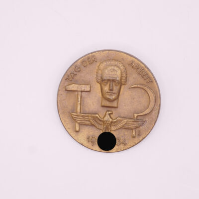 20251215-191740301 Abzeichen Tag der Arbeit 1934