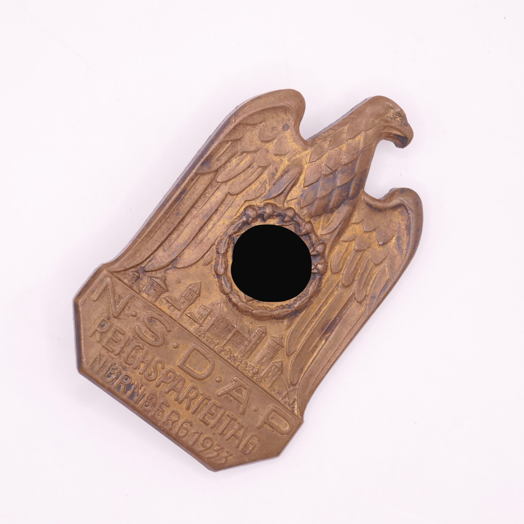 20251215-191835191 Abzeichen Nürnberg 1933 Beschädigt