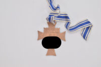 Mutterkreuz in Bronze