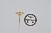 DSC_0246 57er Frontflugspange 300 Miniatur + WHW Abzeichen