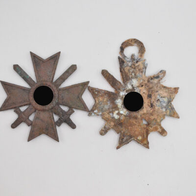 2x Kriegsverdienstkreuze