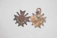 2x Kriegsverdienstkreuze