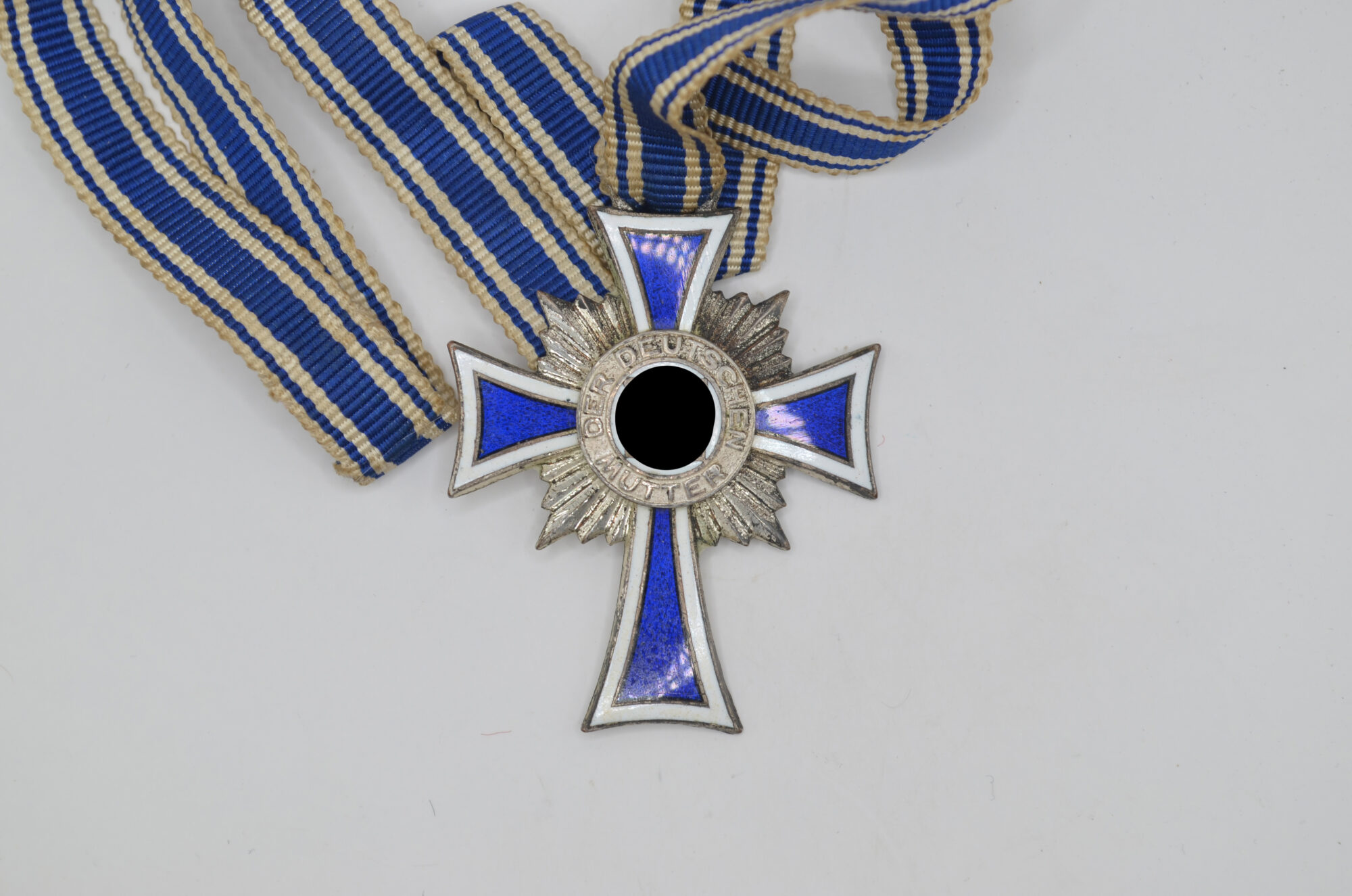 Mutterkreuz in Silber