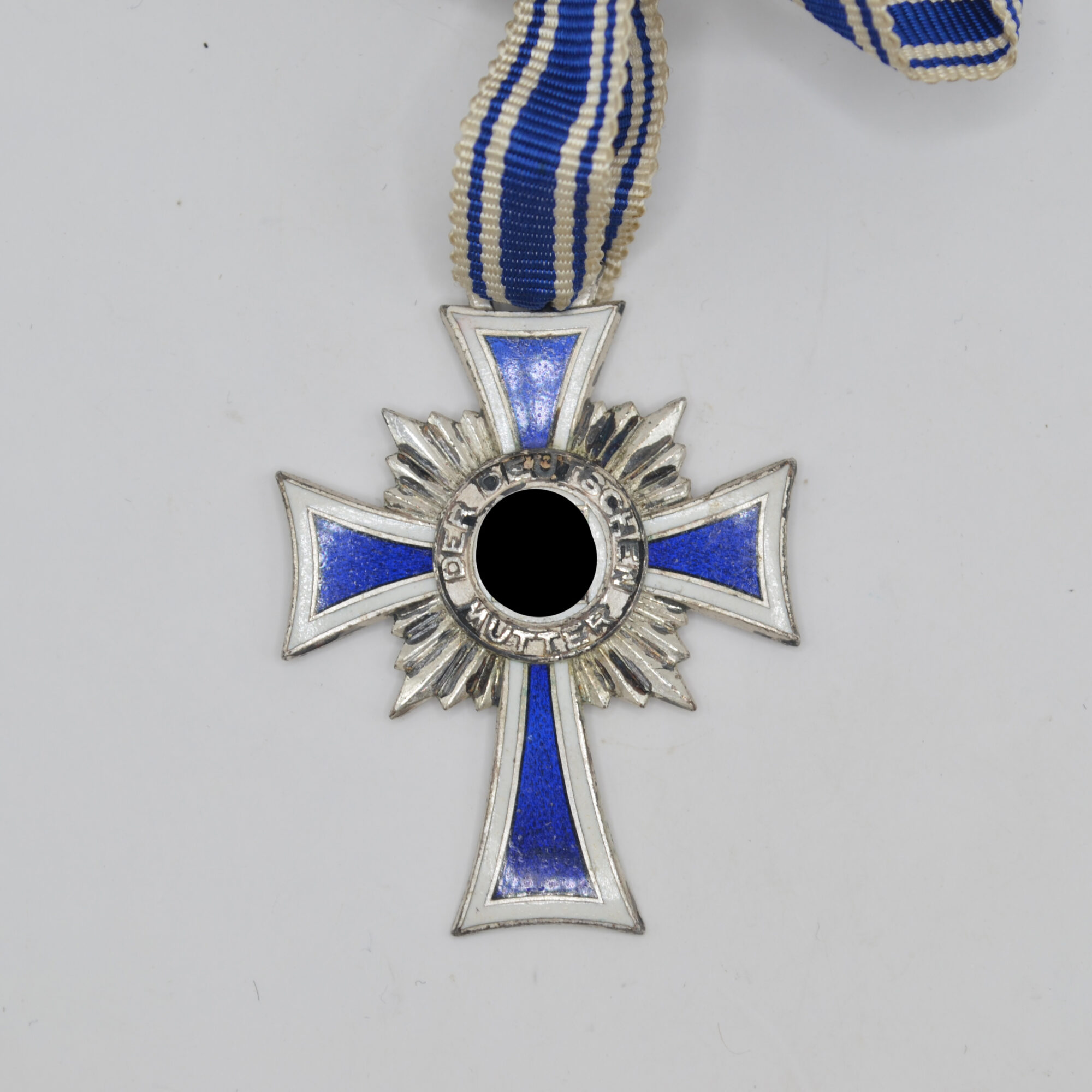 Mutterkreuz in Silber