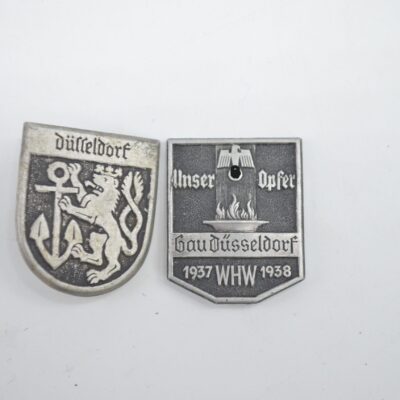 2x WHW Düsseldorf Abzeichen