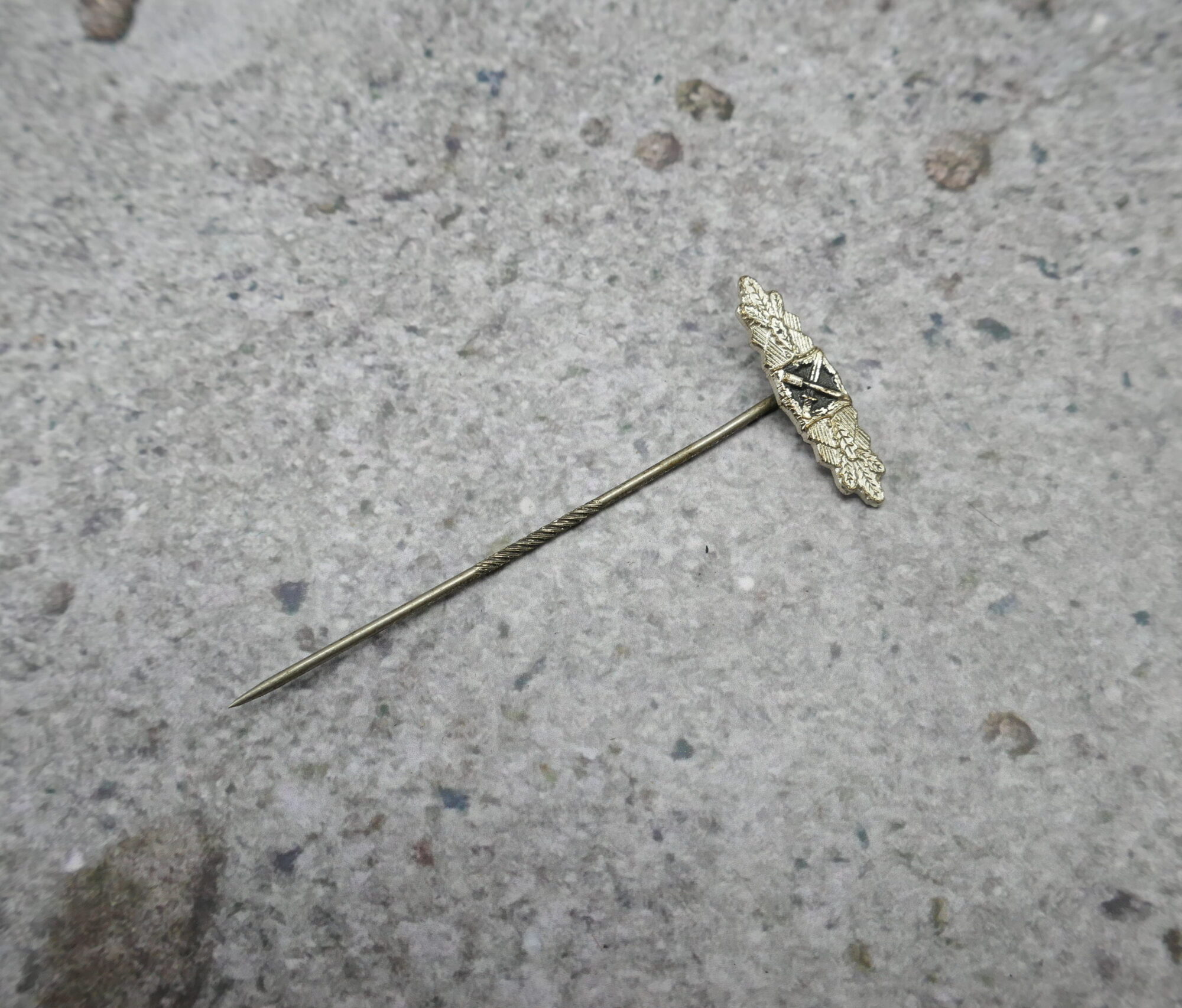 Nahkampfspange in Silber Miniatur 57er Ausführung