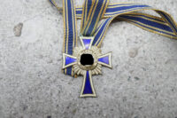 Mutterkreuz in Silber