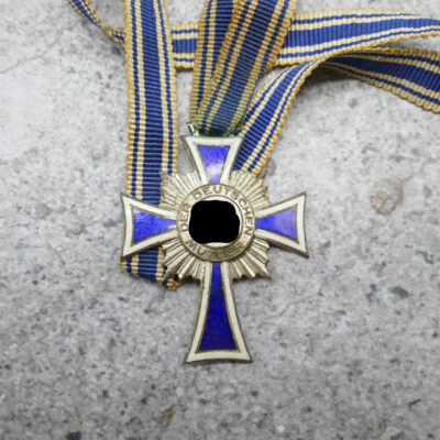 Mutterkreuz in Silber