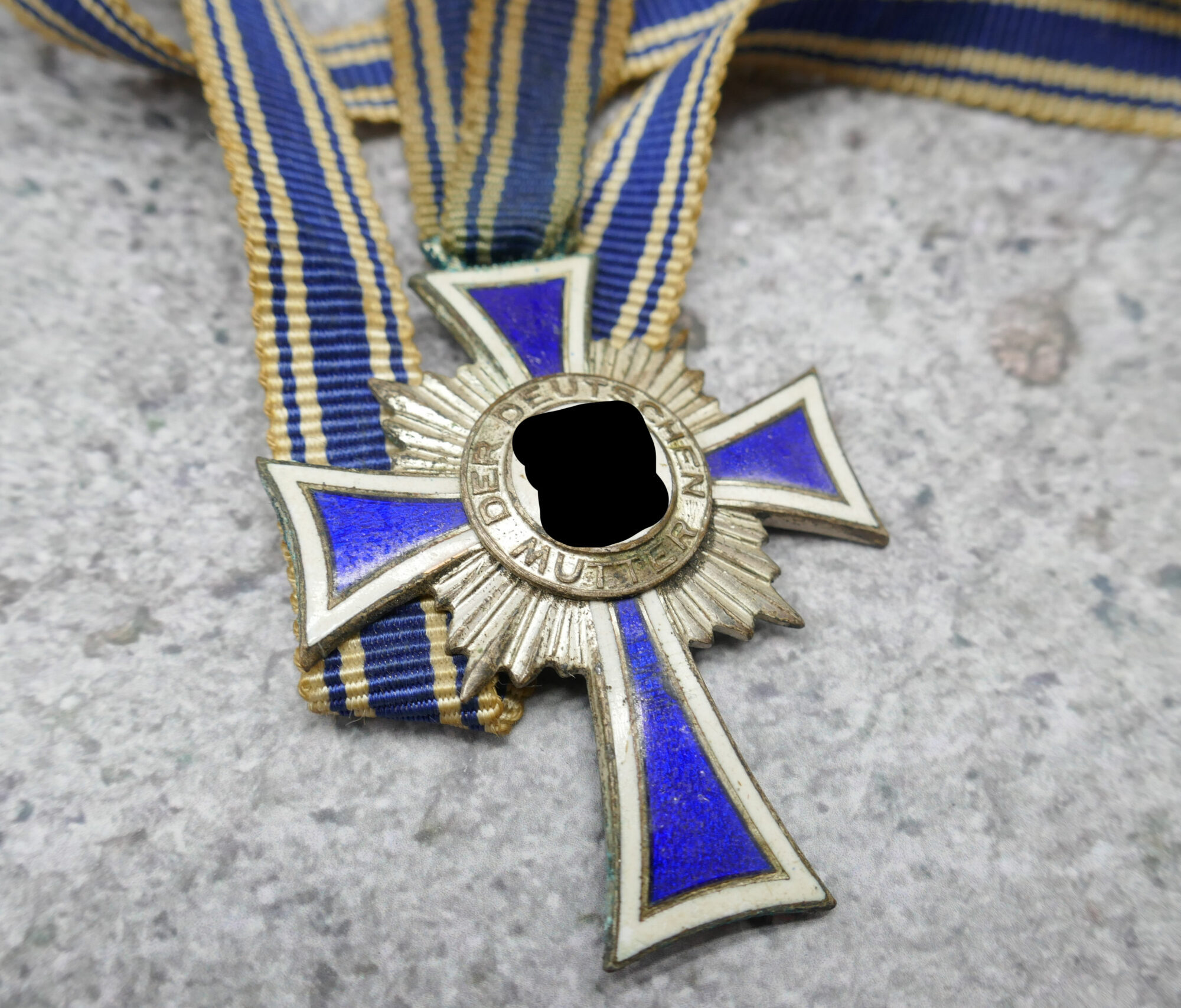 Mutterkreuz in Silber