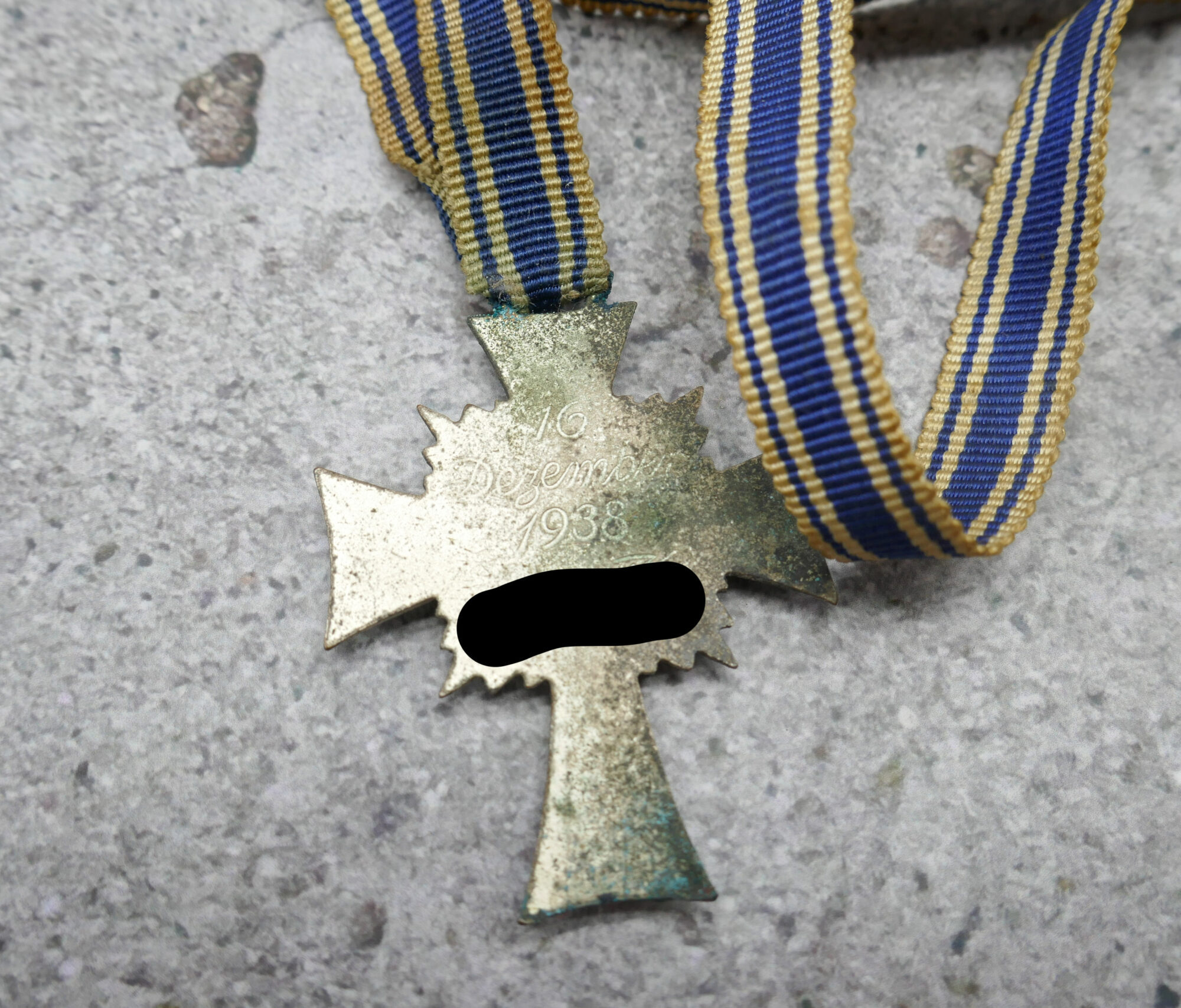 Mutterkreuz in Silber