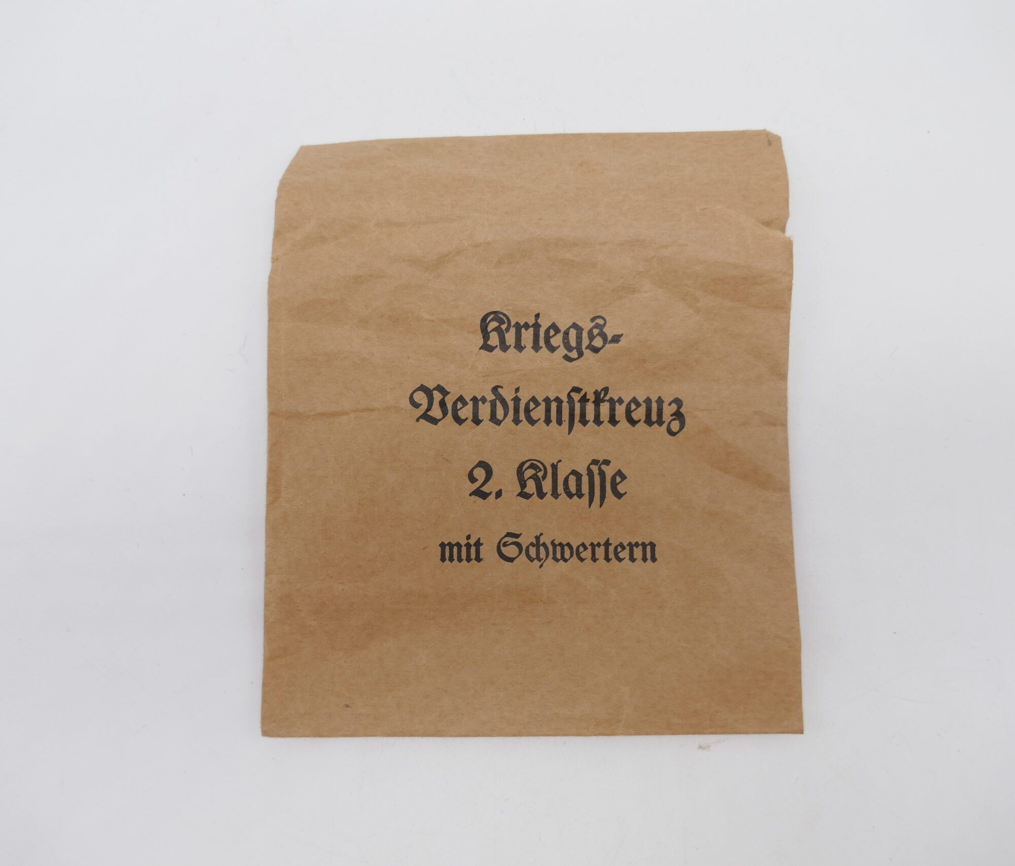 Verleihungstüte zum Kriegsverdienstkreuz 2.Klasse S&L