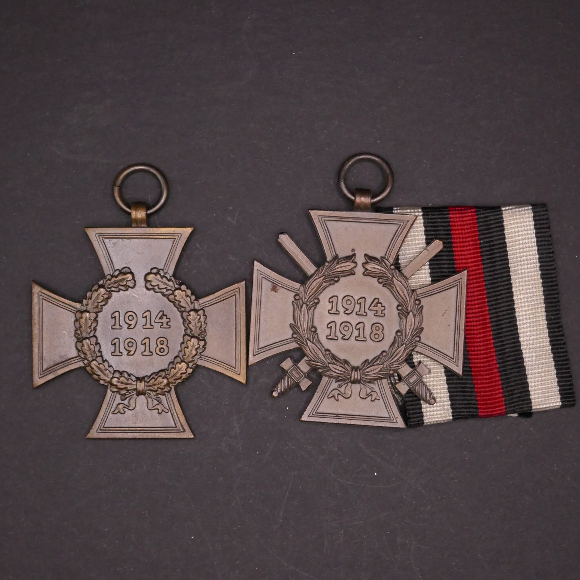 2x Ehrenkreuz für Frontkämpfer 1914/18