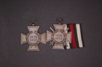 2x Ehrenkreuz für Frontkämpfer 1914/18